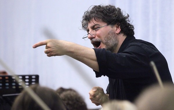 Jose_Cura_monolit_press7